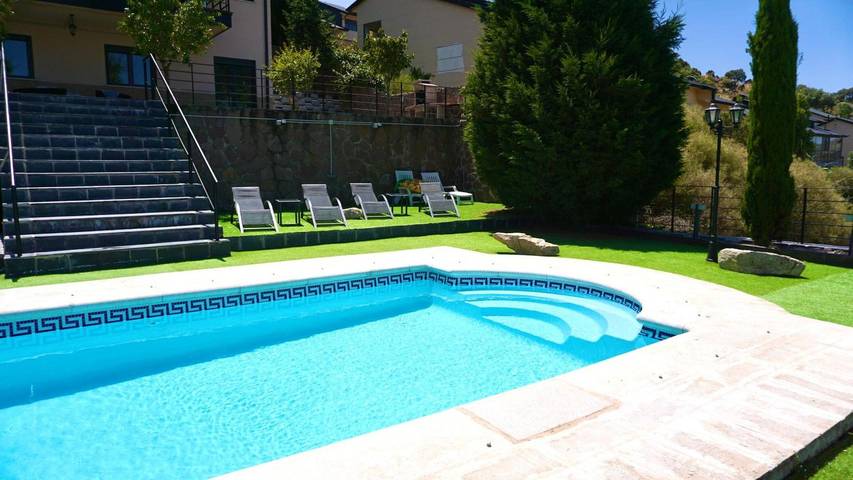 Chalet para 8 personas, con Jacuzzi además de Jardín y Vistas al lago en Sierra de Guadarrama - 3