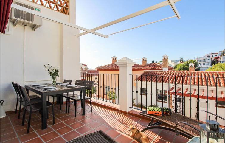 Holiday apartment for 6 people, with Terrace and Garden as well as Pool in Nerja