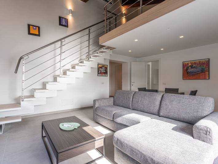 Location de vacances pour 6 personnes, avec jardin à Cavo