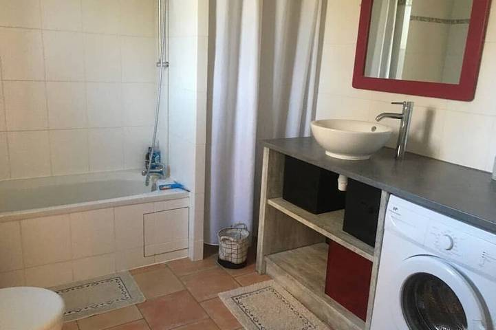 Location de vacances pour 4 personnes, avec jardin et piscine, animaux acceptés à Châteauneuf-Val-Saint-Donat - 4