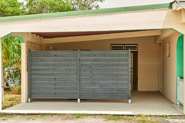 Location de vacances pour 5 personnes, avec terrasse dans Saint-Louis (Marie-Galante)