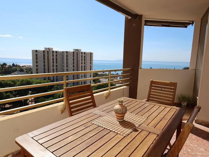 Apartamento de vacaciones para 5 personas, con piscina y balcón/terraza además de piscina para niños y vistas al mar - 1