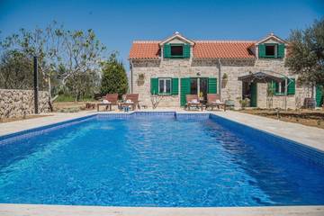Vakantiehuis voor 8 Personen in Privlaka, Zadar, Afbeelding 4