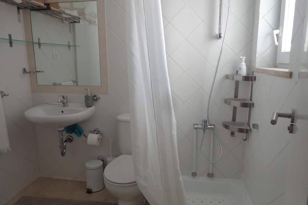 Großes Studio in Villa in sehr ruhiger und grüner Umgebung in Cascais e Estoril, Costa de Lisboa