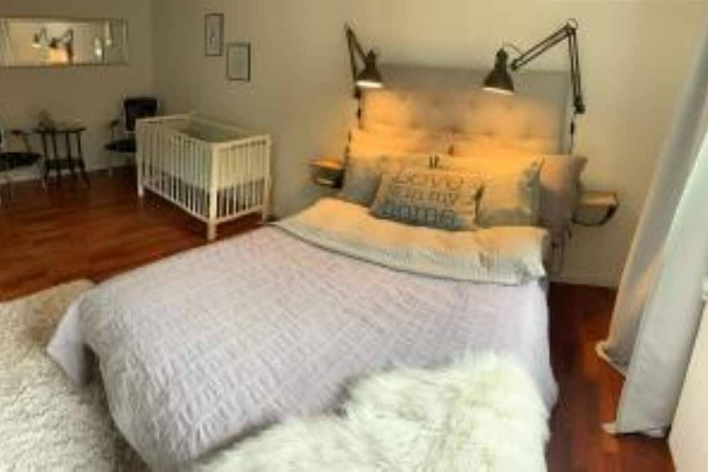Ganze Wohnung, Villa Toften. Modern Garden Level Flat. 2 Bedroom Near Lake in Skanderborg