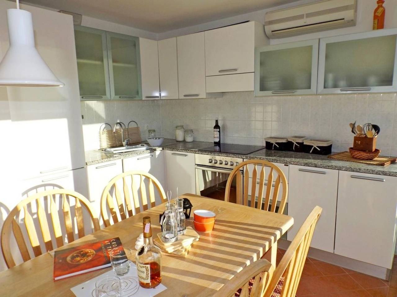 Appartamento intero, Tolles Apartment mit schönem Panoramablick in Krvavica, Makarska Riviera