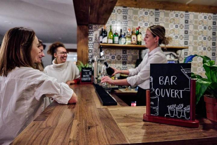 Hôtel pour 5 personnes, avec vue et terrasse, animaux acceptés dans Patinoire De Meribel - 3