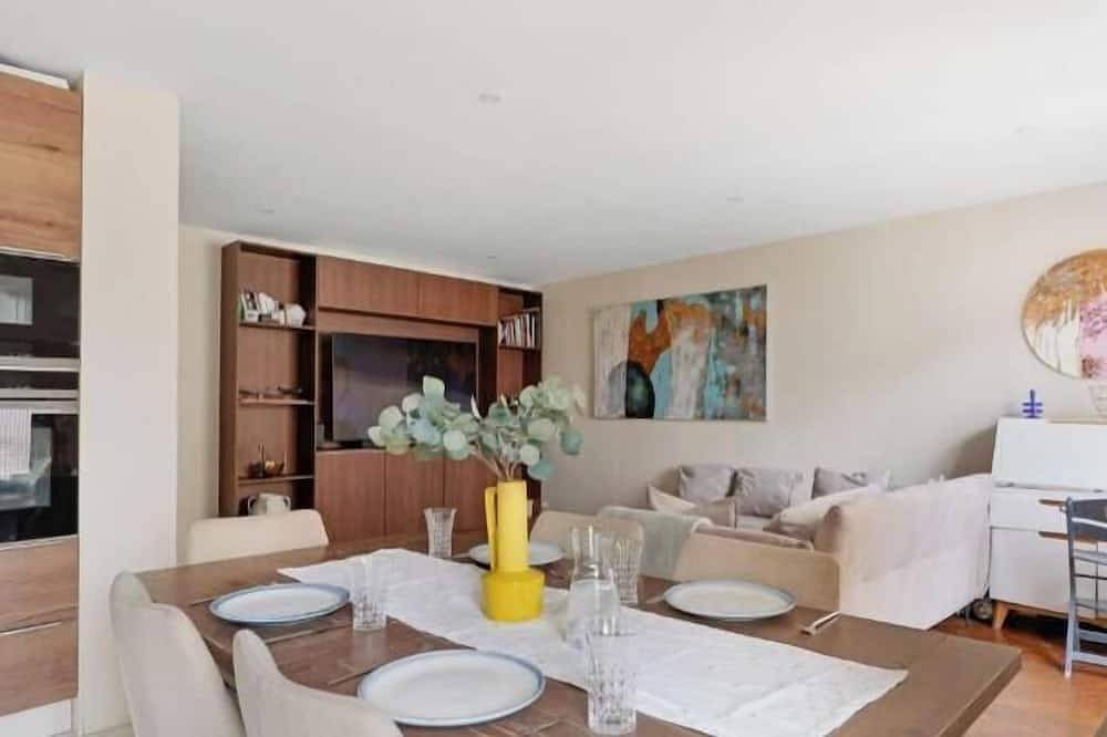 Appartement entier, Residence d Exception - A proximite de La Defense in La Garenne-Colombes, Hauts-de-Seine