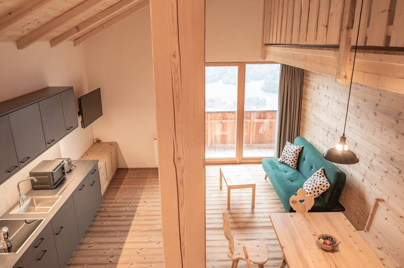 Ganze Wohnung, Ferienwohnung 'Peintnerhof Gasteig' mit Bergblick, Gemeinschaftsterrasse und Wi-Fi in Percha, Kronplatz