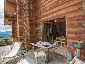 Gîte pour 3 Personnes dans Saint-Martin-la-Sauveté, Région de Roanne, Photo 1