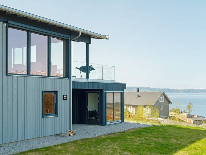 Ferienhaus für 10 Personen, mit Terrasse und Garten in Tröndelag
