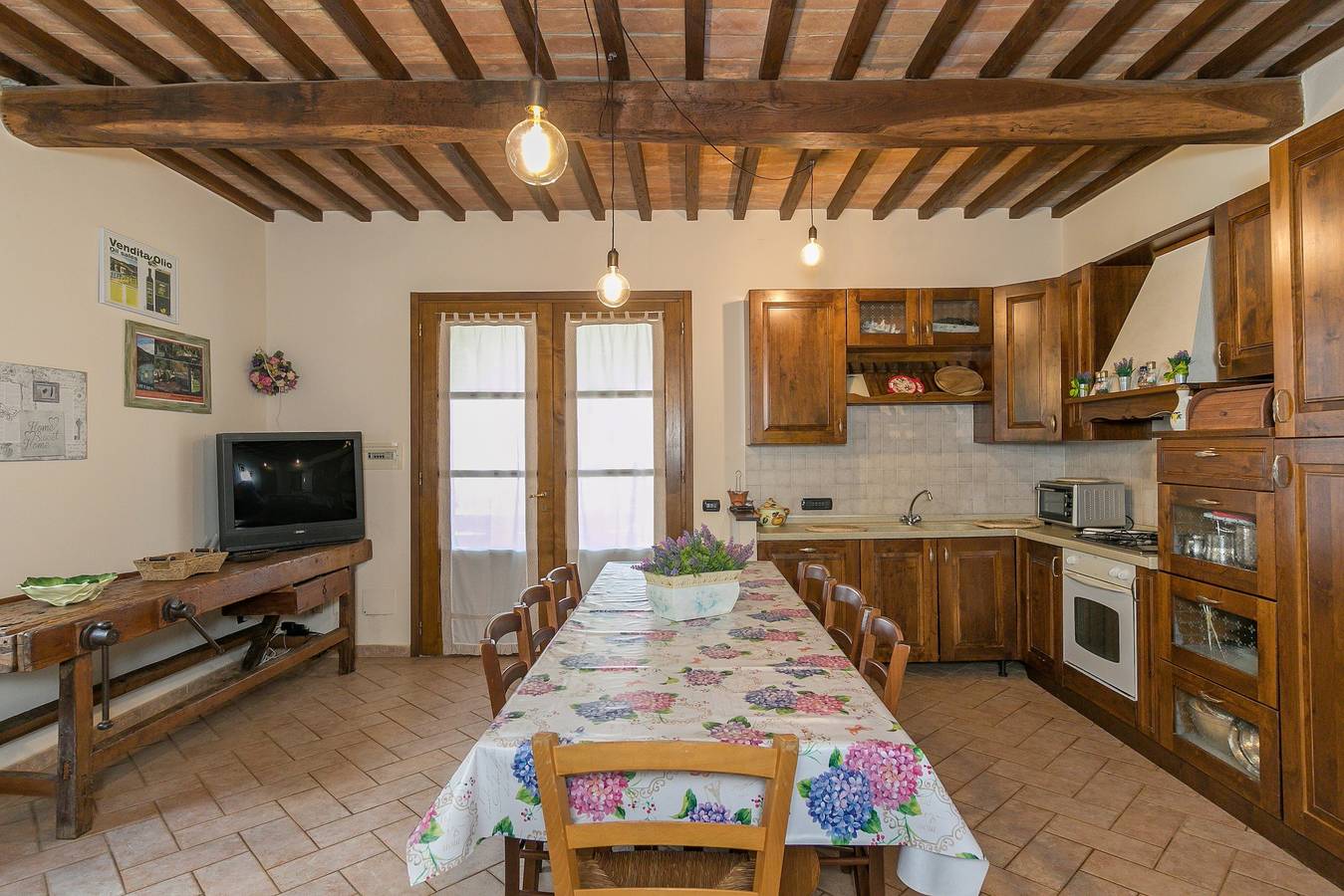 Casa vacanze "Stupendo Rustico in Pietra" con piscina e Wi-Fi in Castellina Marittima, Costa degli Etruschi