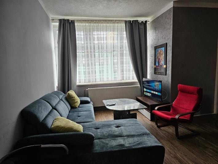 Ferienwohnung für 6 Personen, mit Terrasse und Garten sowie Ausblick in Teuchern