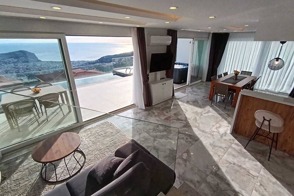 Villa with Private Pool & Lovely Sea Views,  Alanya Villa 1004 in Alanya, Antalya Province