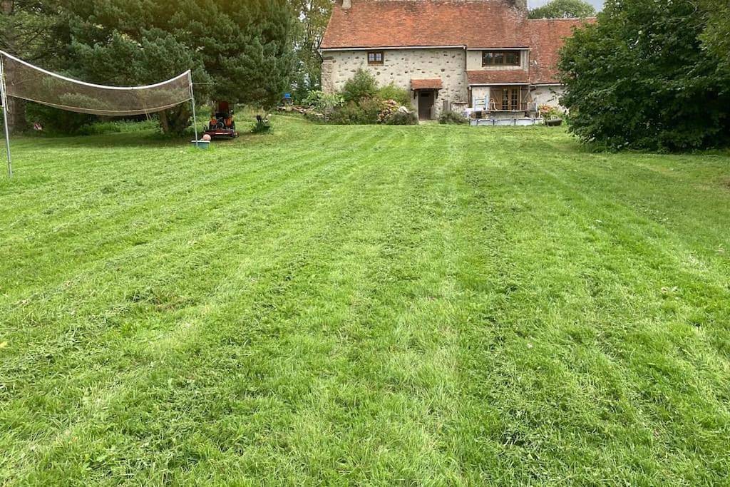 Holiday Home in Le Vézier, Marne