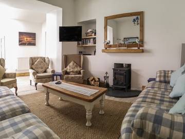 Holiday Home for 14 People in Cemaes, Isle of Anglesey, Photo 3