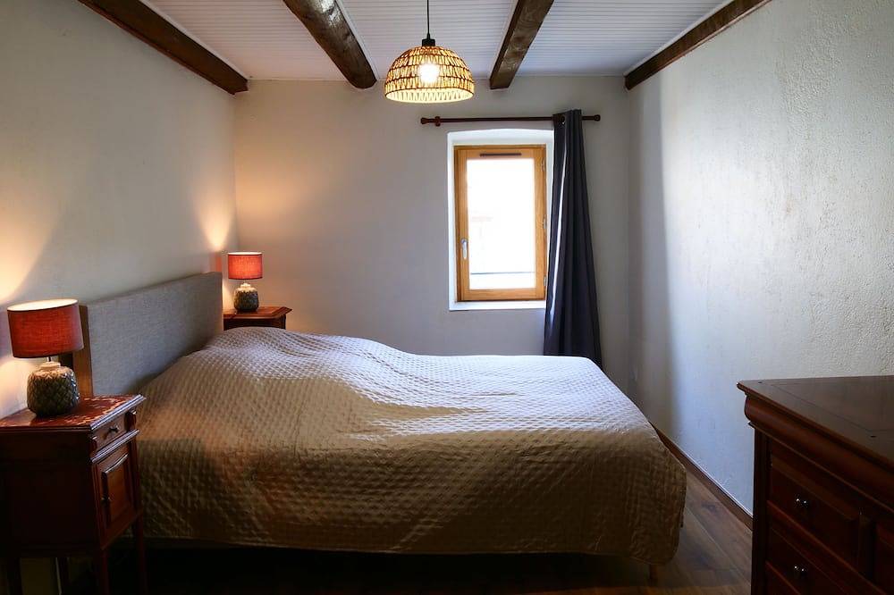 Maison \"Les sauvages\"  – Nature et charme au bord de l'Allier 8 à 10 personnes in Blassac, Haute-Loire
