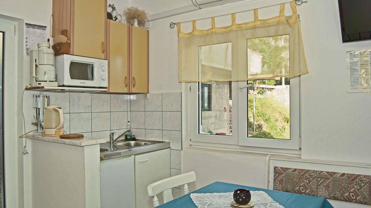 Ganze Ferienwohnung, Ferienwohnung für 2 Personen (30 m²) in Gradac (Split-Dalmatien) in Gradac, Makarska Riviera