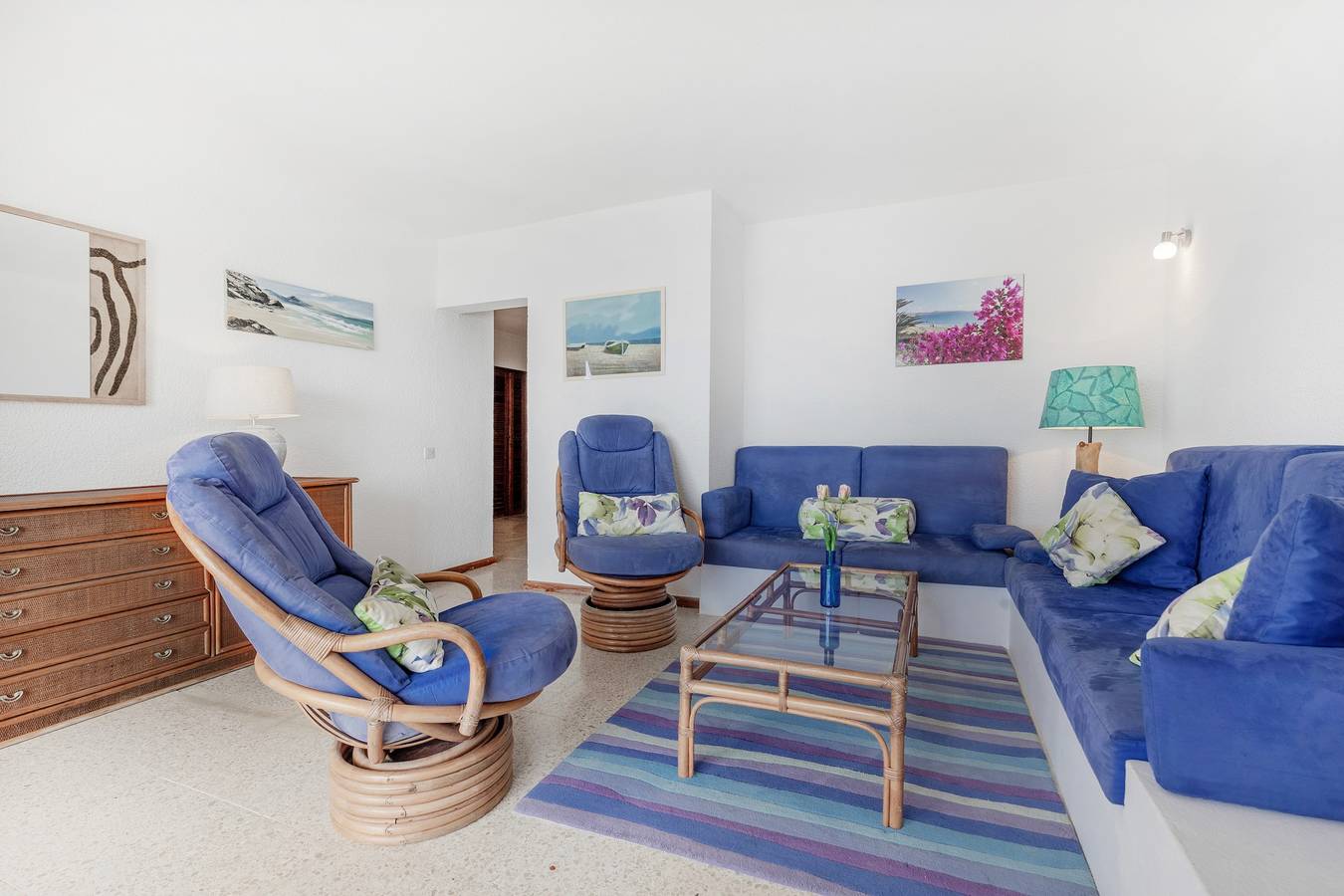 Apartamento entero, Vacaciones 'Beach House Christine' con vistas al mar, terraza privada y Wi-Fi in Costa Calma, Costa Calma sur