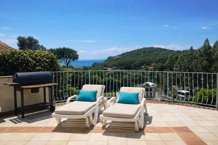 Casa vacanza per 6 persone, con panorama e balcone - 1