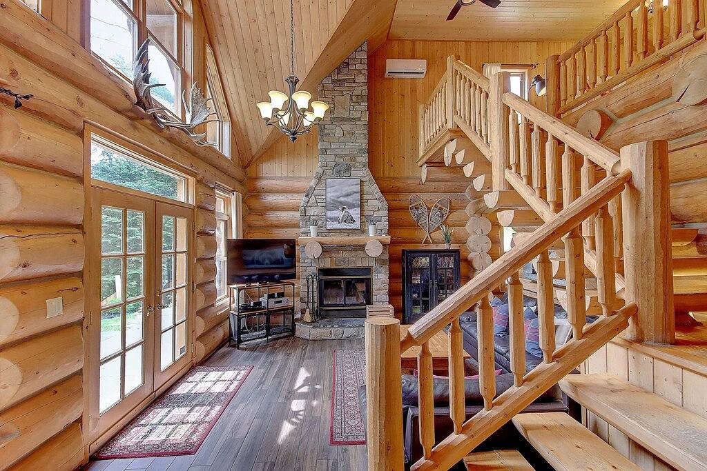 Cabin Rentals And Lodges for 10 Guests in Quebec, Canada
