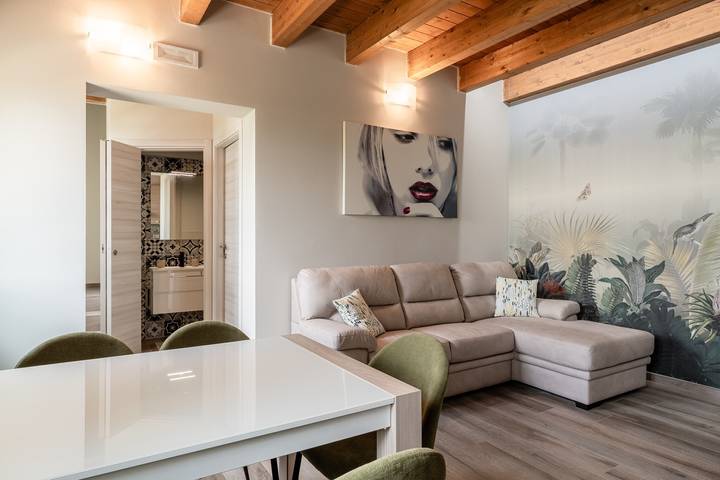 Holiday Home 'Oasi al Sole' with Mountain View, Private Garden and Wi-Fi in Santa Maria a Monte, Pisa provins
