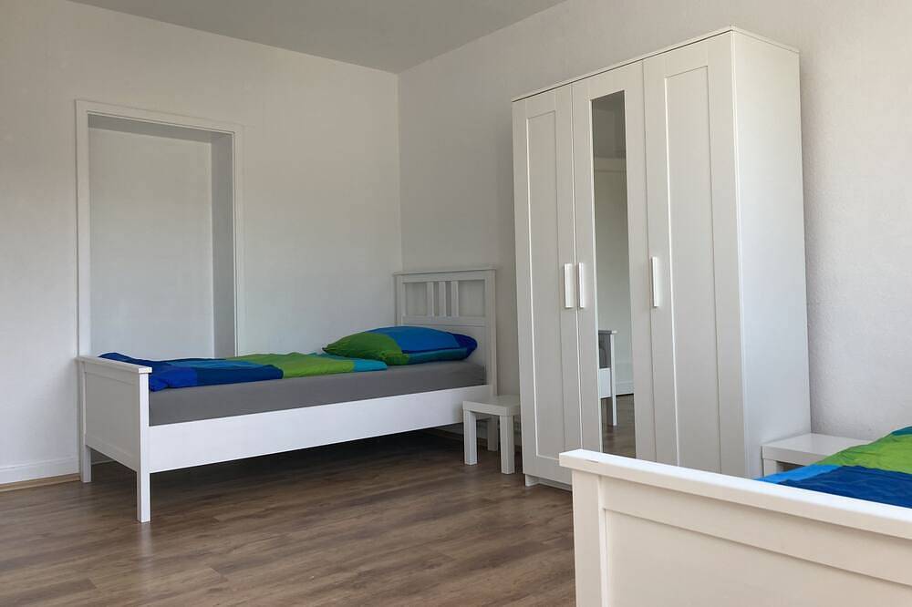 Ganze Wohnung, Gemütliche Altbauwohnung im Wuppertaler Westen in Wuppertal, Bergisches Land