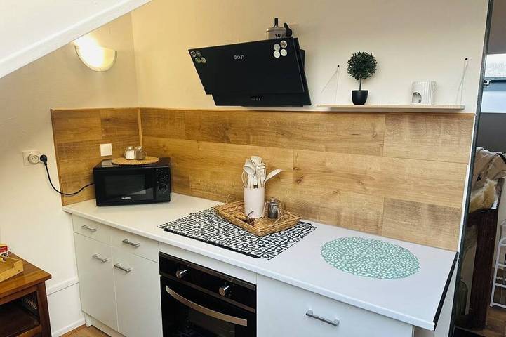 Apartamento entero, Cozy 45m2 apartment, 5-min walk to city center, Grand Jard in Châlons-en-Champagne, Marne