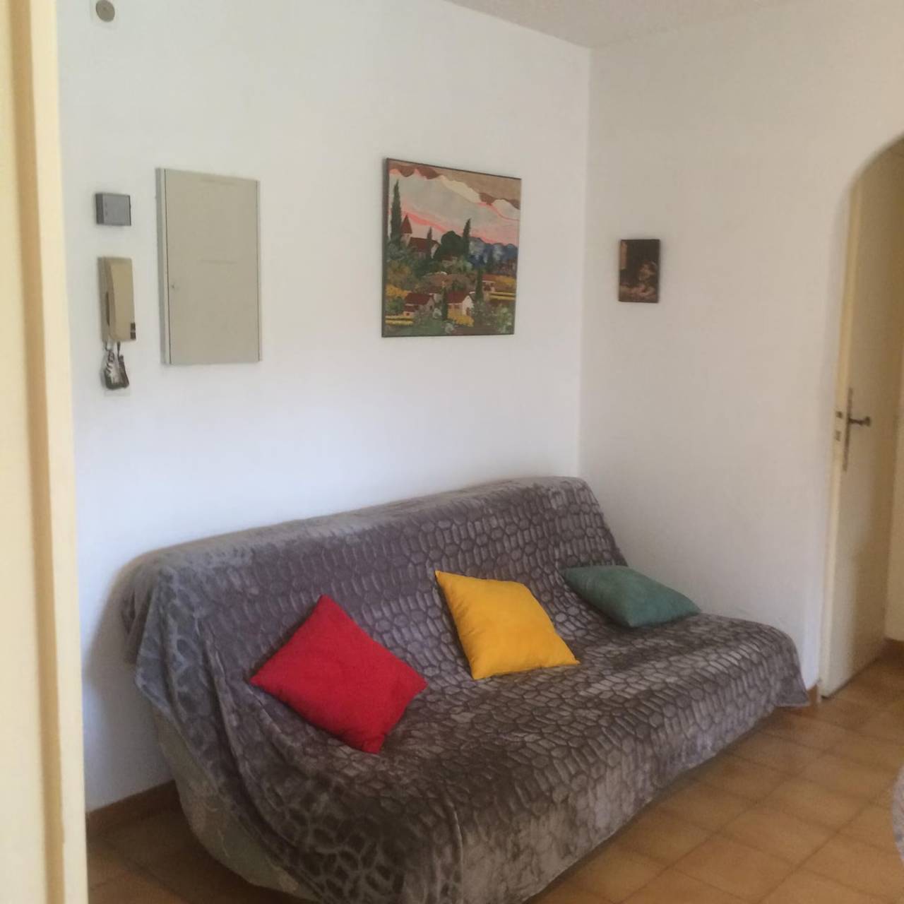 Appartement entier, Appartement 'Coeur De Ville Avec Jardin Privatif' avec Terrasse Privée, Jardin Privé et Wi-Fi in Sanary-sur-Mer, Côte méditerranéenne (France)