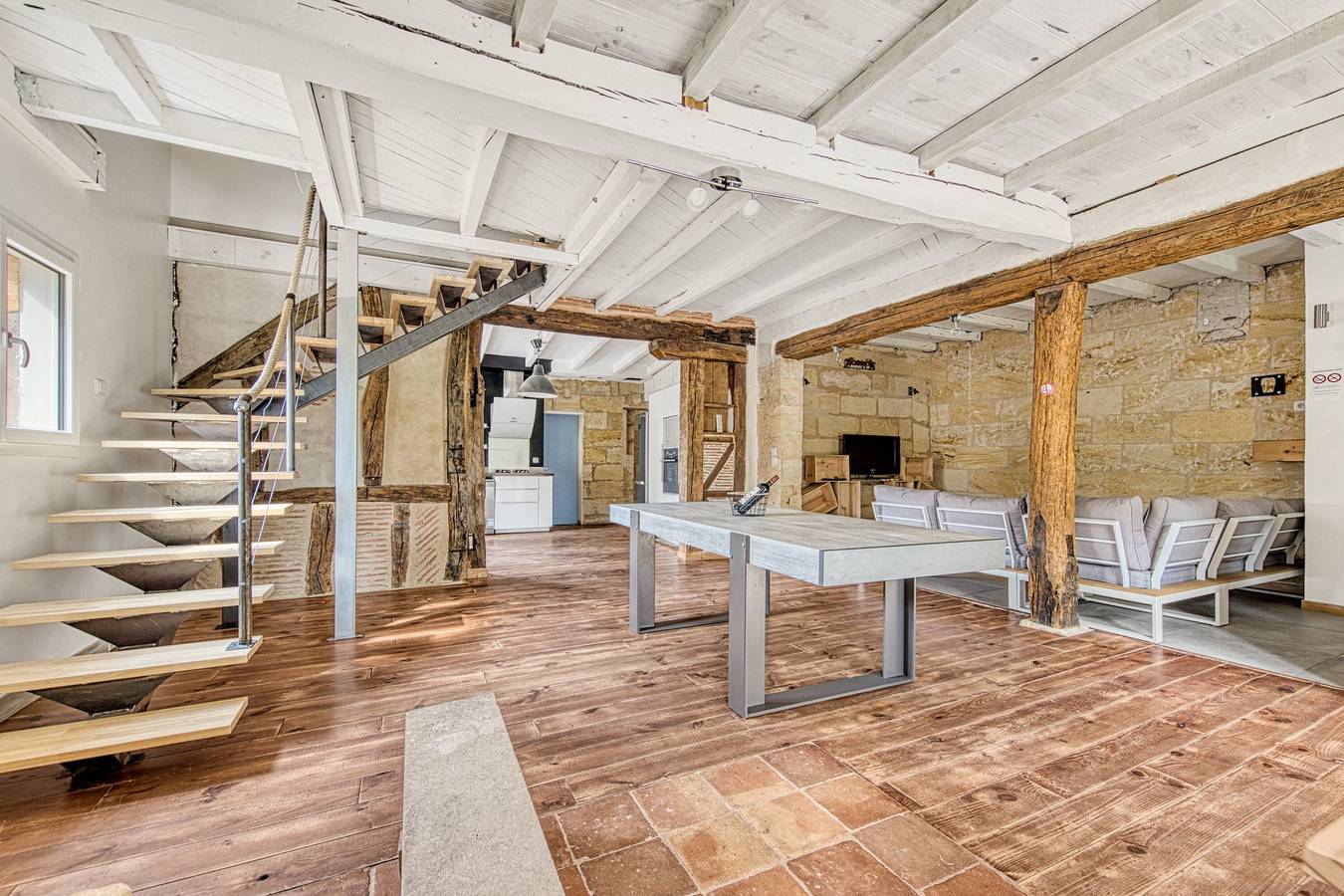 Welcome to Zot – Haven of Peace in the Heart of the Bordeaux Vineyards in Petit-Palais-et-Cornemps, Libourne region