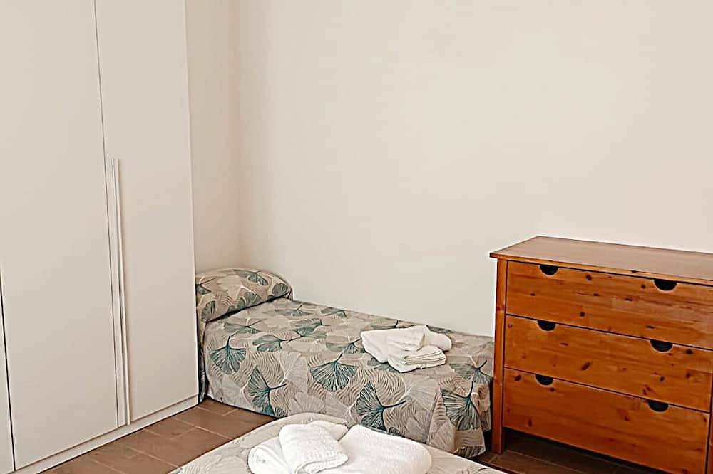 Geheel appartement, Cozy apartment near Verona and Garda in Pescantina, Provincie Verona