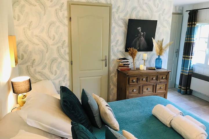 Gîte pour 4 personnes, avec balcon ainsi que jardin et sauna à Les Champeaux - 2