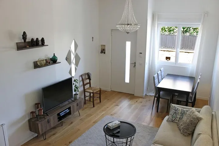 Holiday apartment for 7 people, with balcony - 1