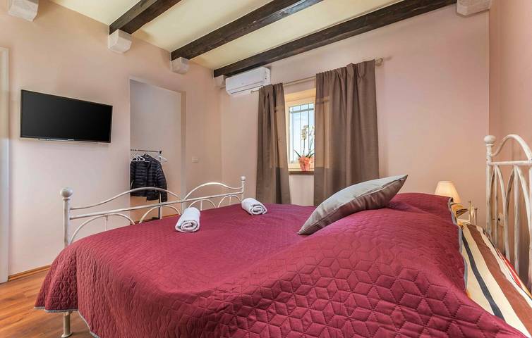 Villa Marija in Drinovci mit privatem Pool in Dalmatinisches Zagora
