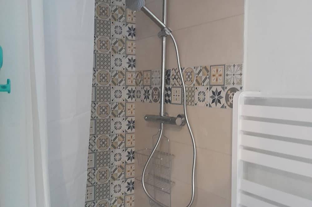 Cozy Solognot cottage in the heart of La Ferté St Aubin with office/playroom.  in La Ferté-Saint-Aubin, Sologne