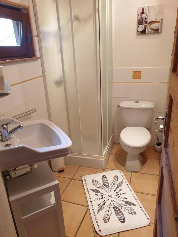 Location de vacances pour 4 personnes, avec vue et jardin, animaux acceptés à Gravières - 3