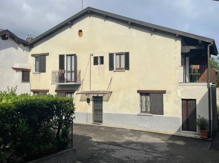 Ferienhaus für 5 Personen, mit Balkon und Terrasse sowie Ausblick in Varese