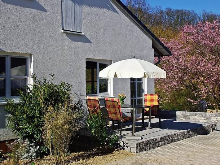 Ferienwohnung für 2 Personen, mit Terrasse und Garten