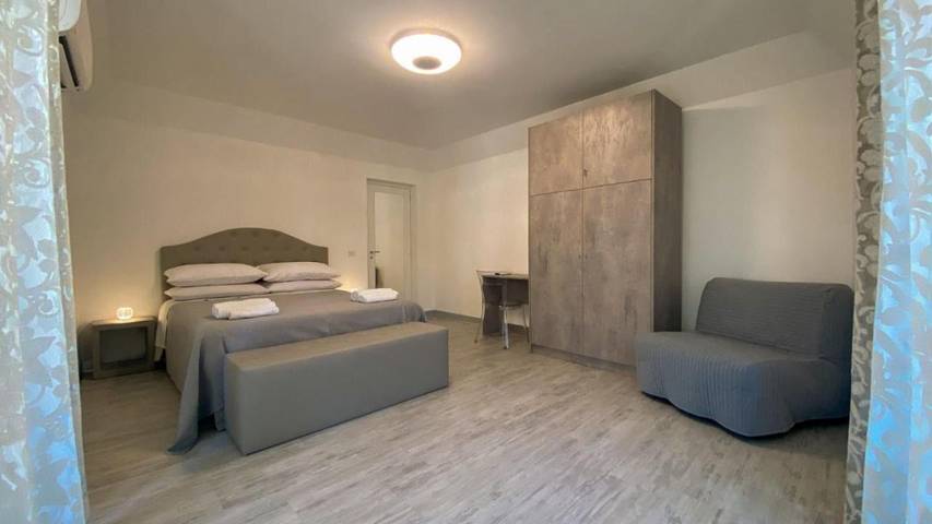 Maison d’hôte pour 2 personnes, avec vue et terrasse, animaux acceptés à Acireale - 3