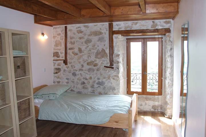 Gîte pour 4 personnes, avec jardin et terrasse à Saint-Étienne-de-Boulogne - 2