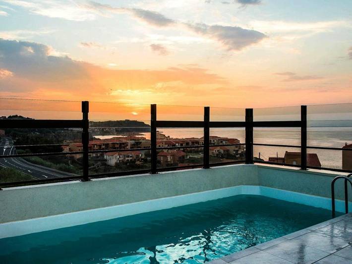Hôtel pour 2 personnes, avec piscine et terrasse, animaux acceptés