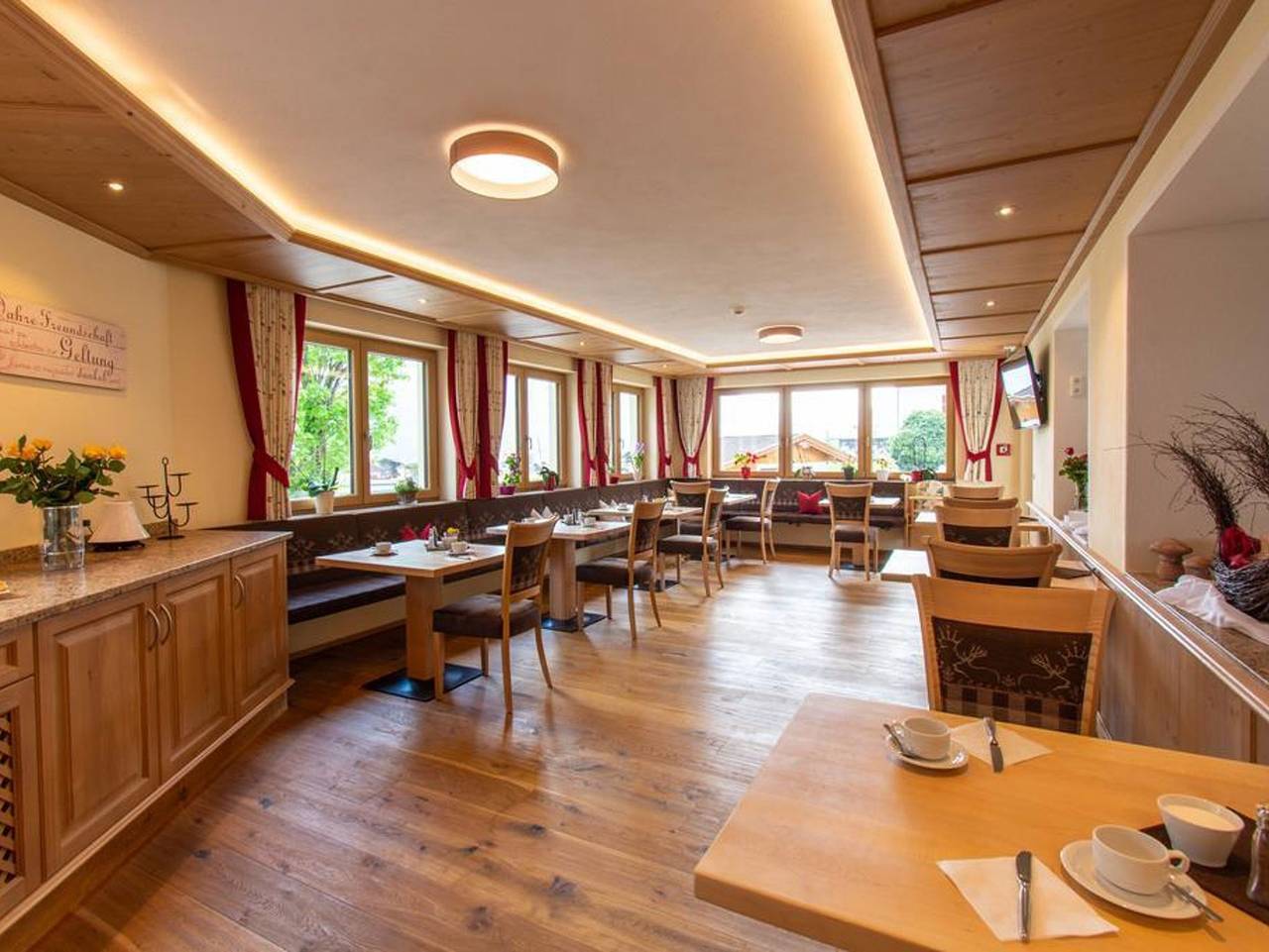 Ganze Ferienwohnung, Apartements & Pension Marxenhof - Appartement M in Pertisau, Eben am Achensee