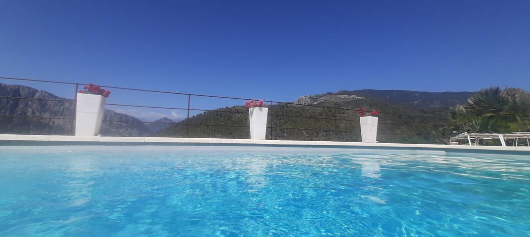 Chambre d’hôte pour 4 personnes, avec jardin et piscine, animaux acceptés dans les Alpes maritimes - 3