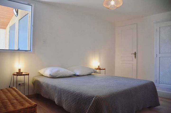 Bohemian Sausset, between vineyards and sea in Martigues, Mediterranean Coast (France)