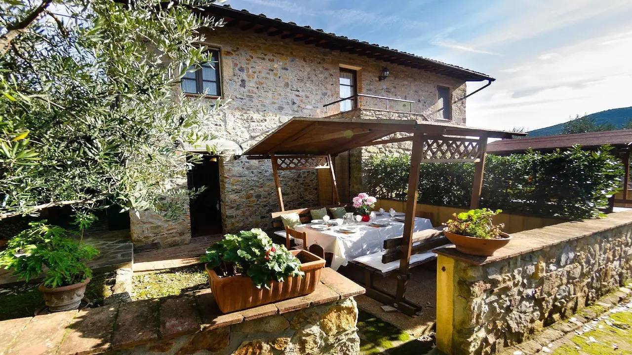 Ferienhaus für 8 Personen (100 m²) in Buti in Buti, Pisa Provinz