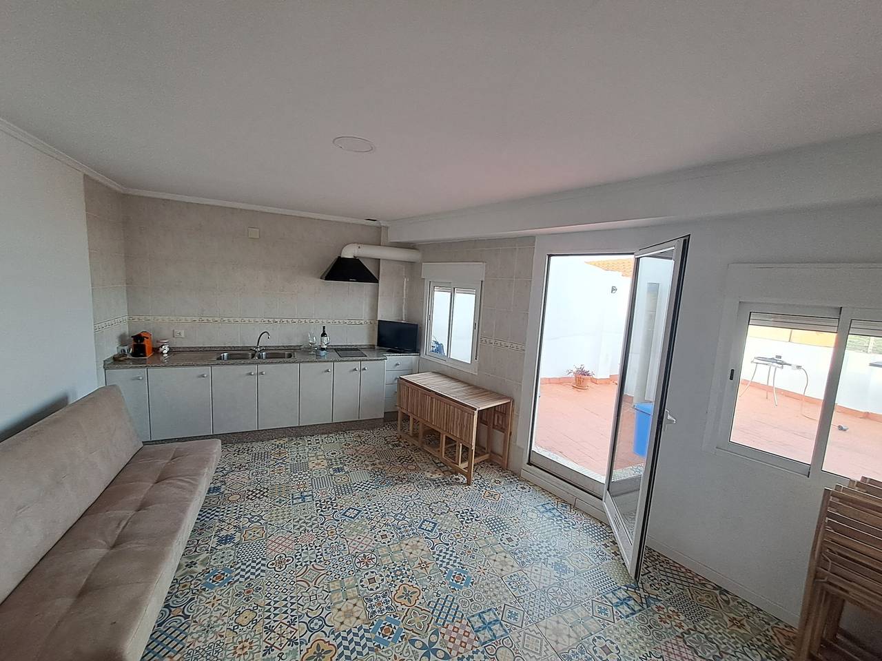 Appartement entier, Appartement 'La Manchega' avec vue sur la montagne, Wi-Fi et climatisation in Villar del Arzobispo, Province de Valence