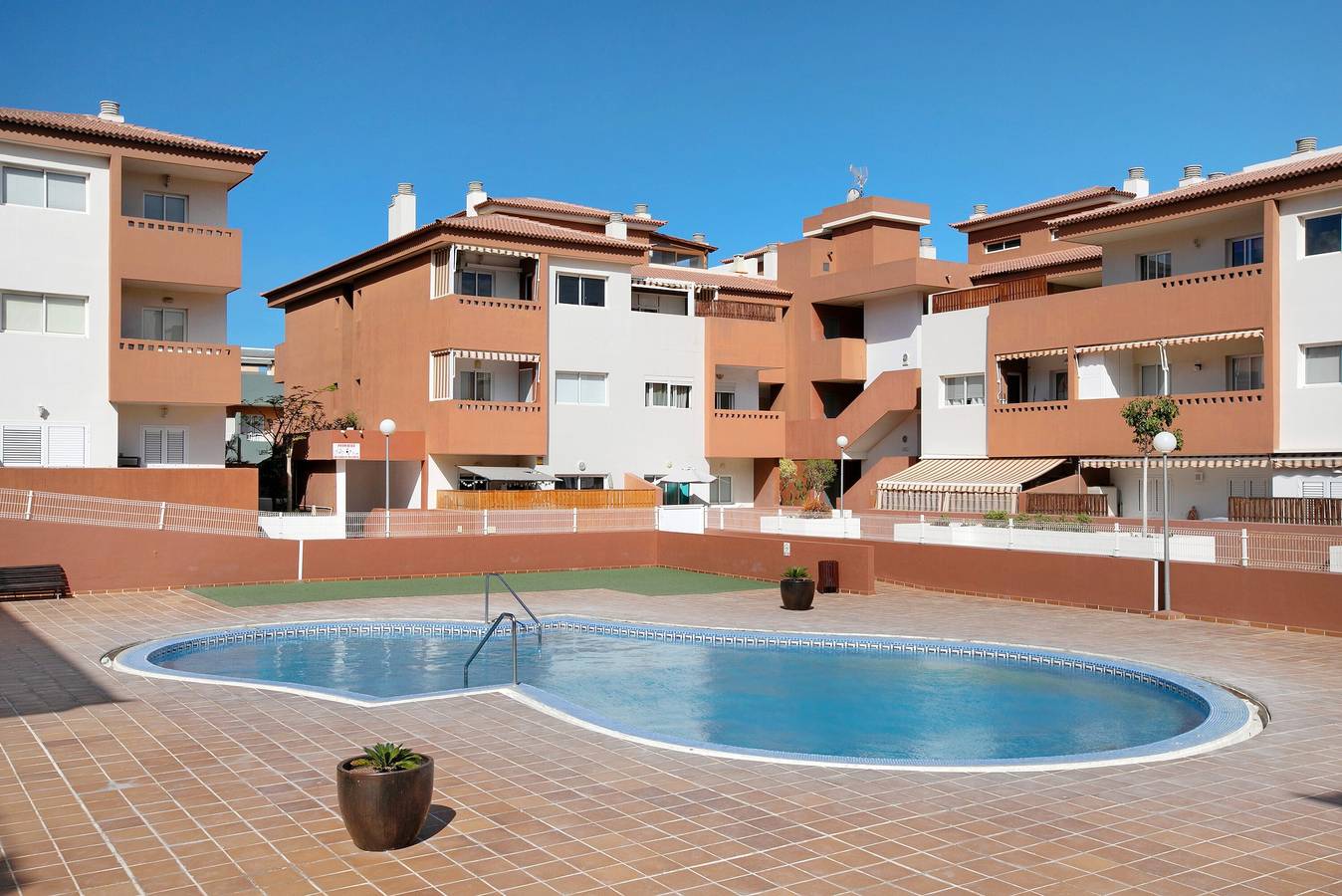 Apartamento entero, Casa Vacacional "Playa" con Piscina Compartida y Wi-Fi in Puertito de Güímar, Güímar