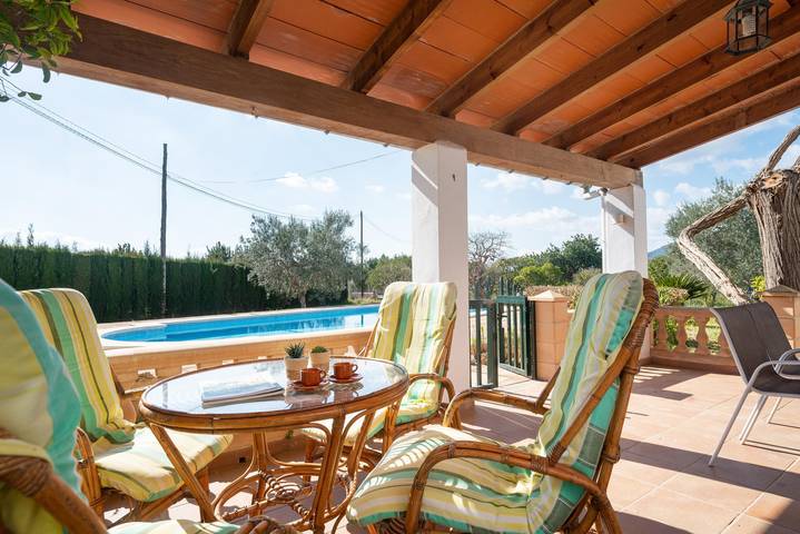 Ca Na Francisca - Encantadora villa con piscina privada y Wifi gratis. in Lloseta, Interior de Mallorca