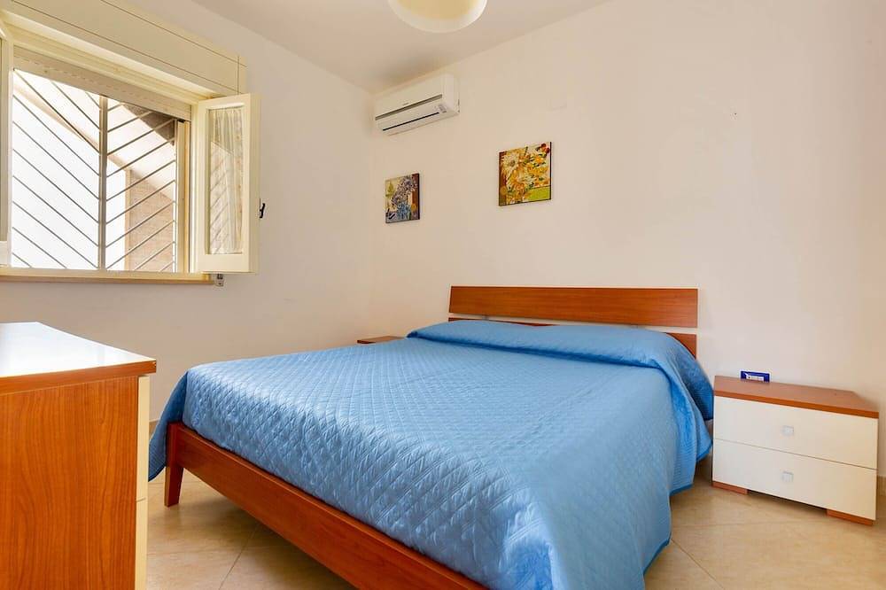 Villetta Martina by Barbarhouse in Punta Prosciutto, Gulf of Taranto