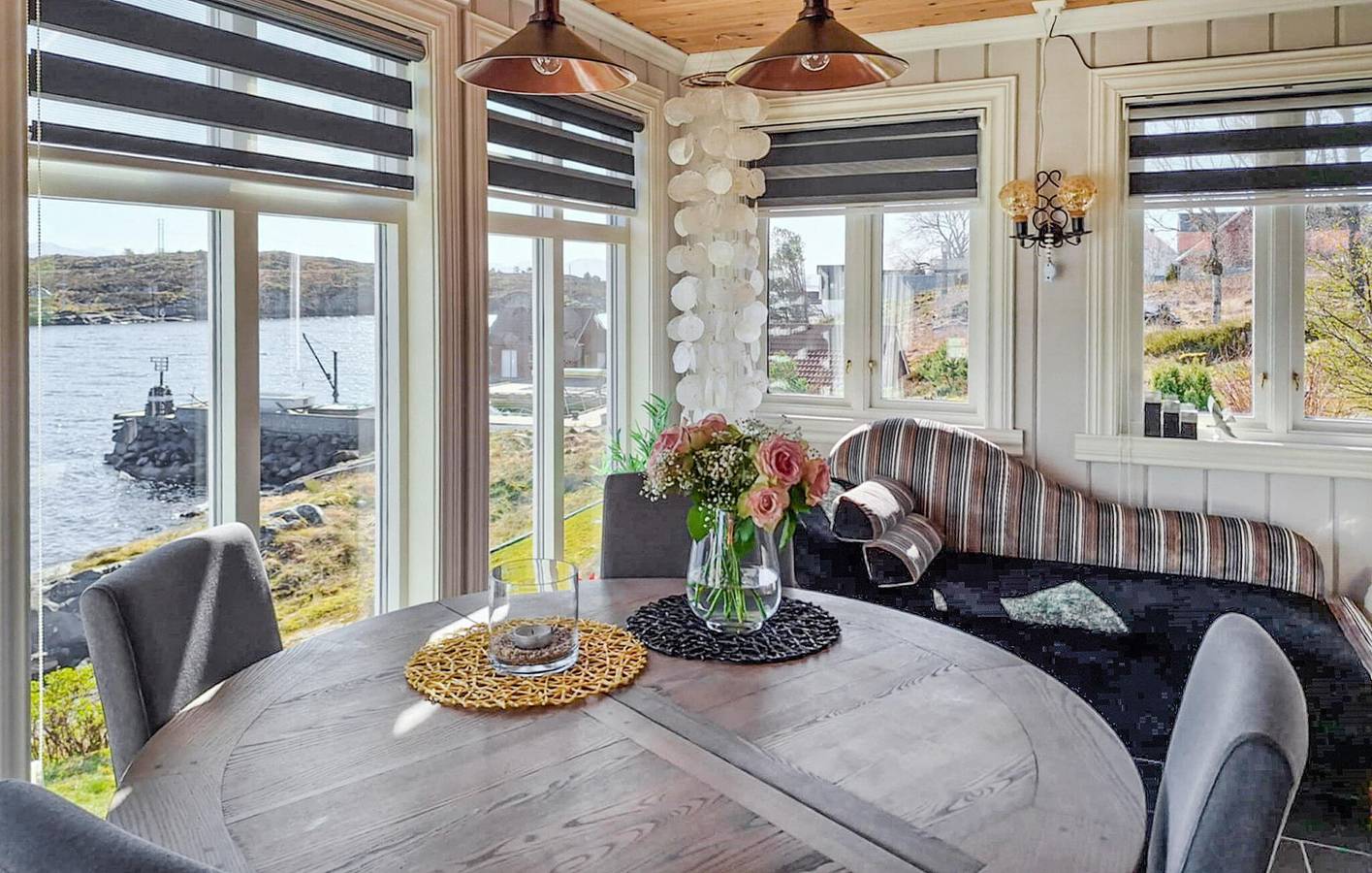 Ferienhaus für 8 Personen mit Ausblick in Flora